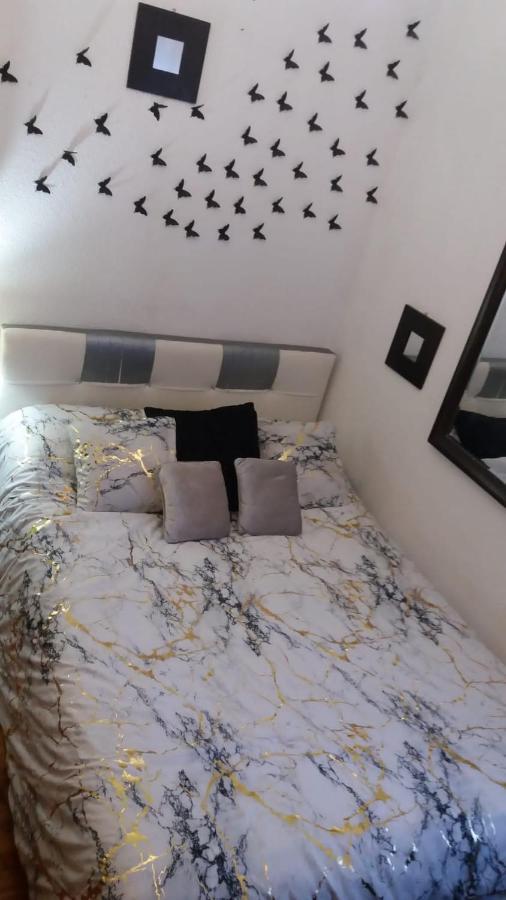 Habitacion Cookie En Chamberi Madrid Esterno foto